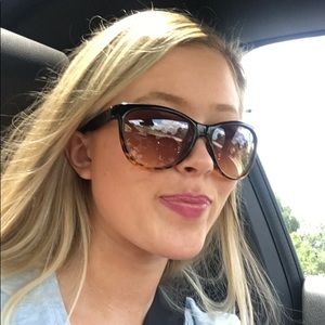 Meet your Posher, Gabrielle